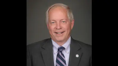 Board Trustee Wayne Kinney