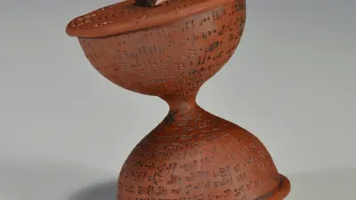 Ceramic work from the "Residence VIII" exhibition