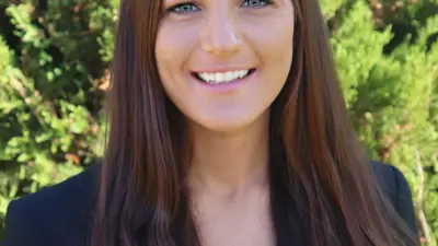 Professional portrait of USI marketing graduate Storri Gadau