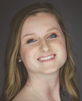 Professional portrait of USI psychology graduate Hannah Coulter
