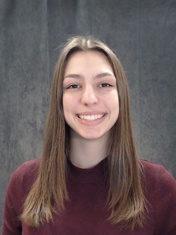 professional portrait of USI psychology graduate Cassidy Sozio
