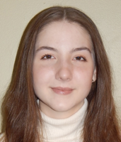 Casual portrait of USI psychology graduate Alexandria Etienne