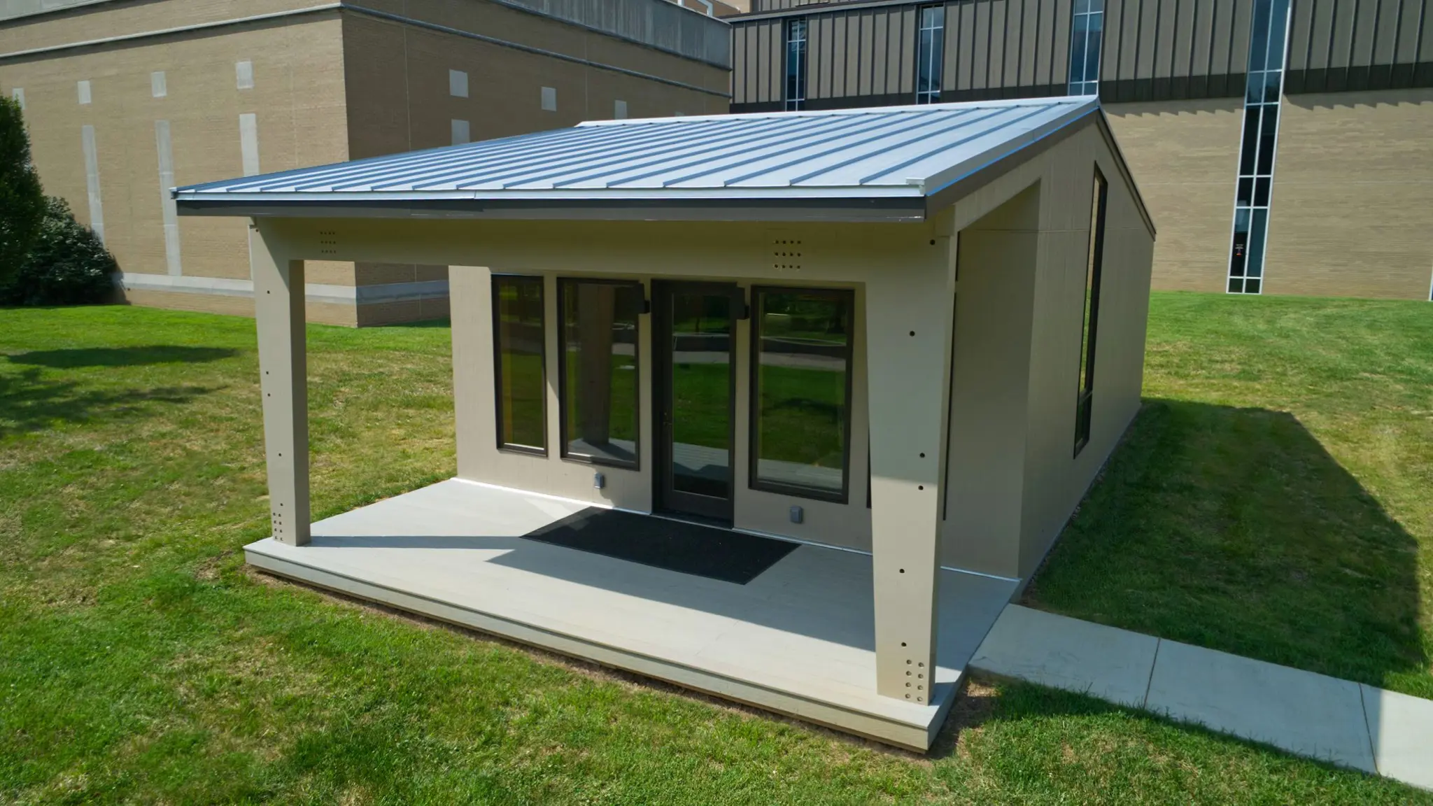 Exterior view of the Minka Learning Lab