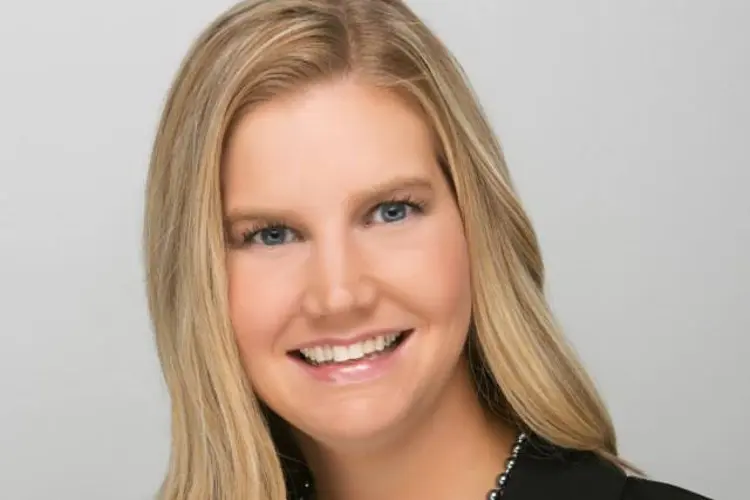 Professional portrait of USI sociology graduate Laura Brown Windhorst